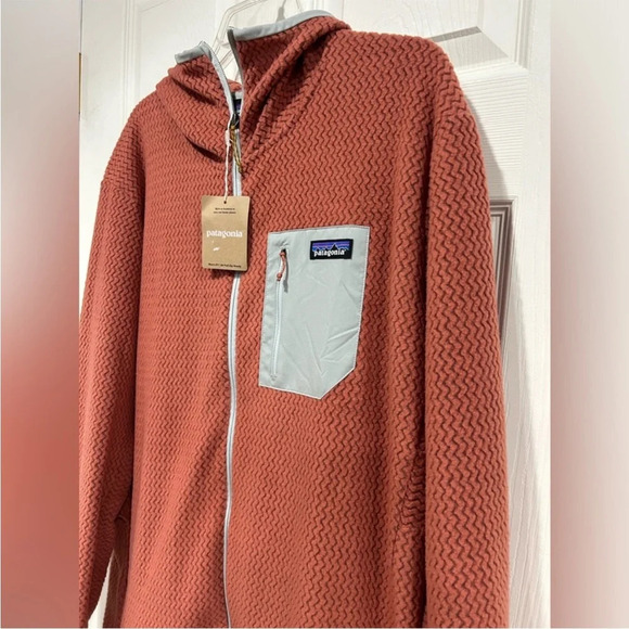 Patagonia Men's XXL R1 Air Full-Zip Hooded Jacket Burl Red Grey NWT - Picture 3 of 10